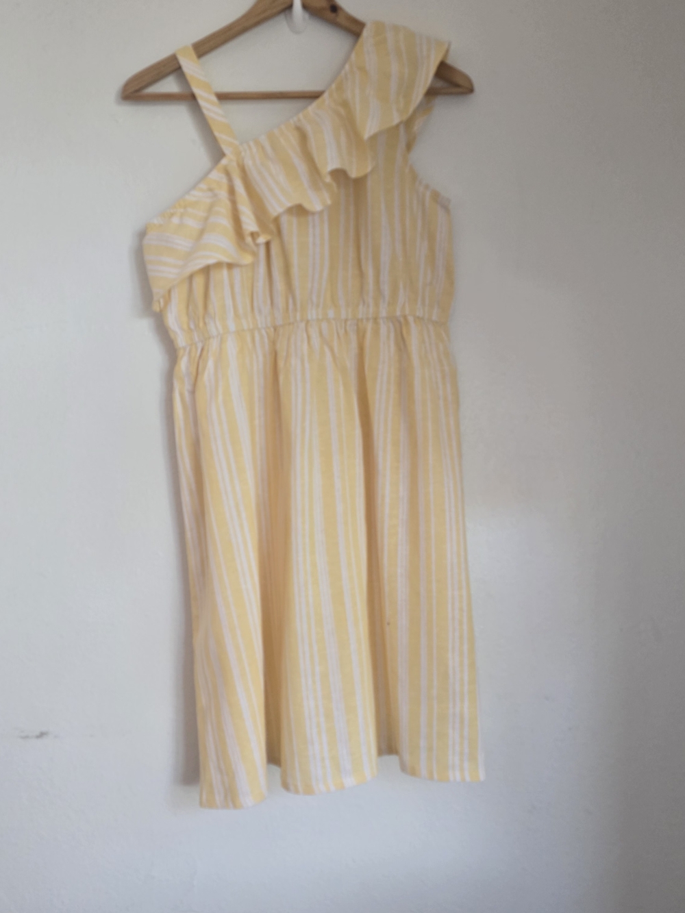 Wonder Nation Girls One-Shoulder Ruffle Yellow Dress